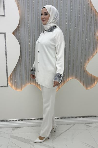 Büklüm Pantolonlu Takım Krem