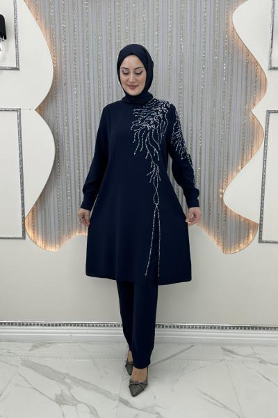 Yakut Taşlı Takım Lacivert